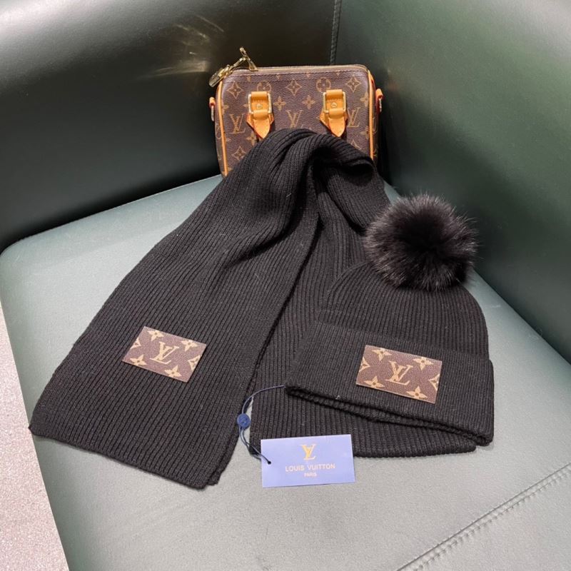 Louis Vuitton Caps Scarfs